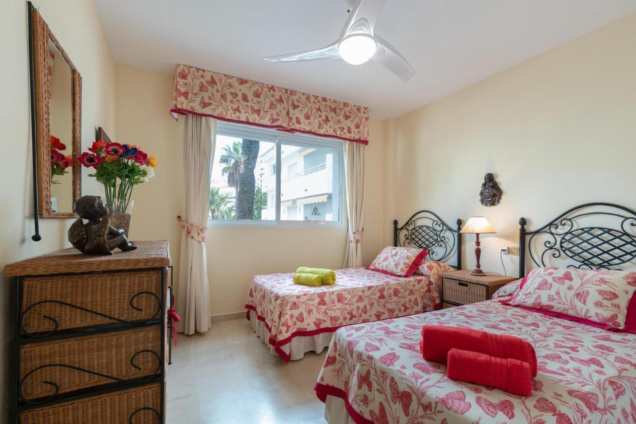 Ferienwohnung Las Chapas Marbella Exterior foto